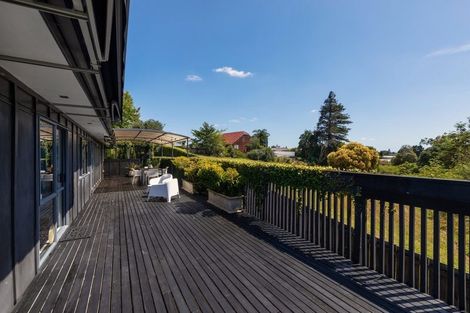 Photo of property in 61a Fairmount Road, Titirangi, Auckland, 0604