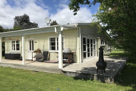 Photo of property in 91 Humphries Street, Woodside, Greytown, 5794