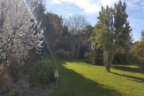 Photo of property in 14 Parsonage Road, Waimate, 7924