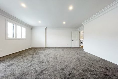 Photo of property in 3 Ballintra Close, Pinehill, Auckland, 0632