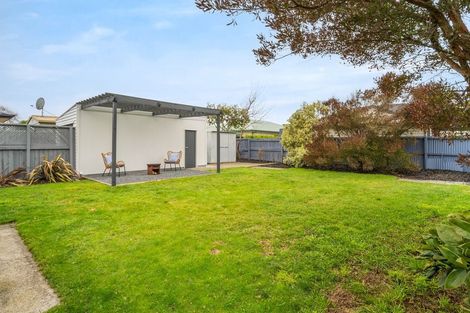 Photo of property in 43 Vivian Street, Burwood, Christchurch, 8083