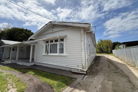Photo of property in 8 Gurr Place, Aramoho, Whanganui, 4500