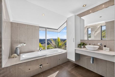 Photo of property in 83 Jervis Road, Waiwera, Orewa, 0994