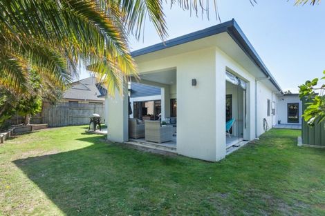 Photo of property in 35 Rota Close, Papamoa Beach, Papamoa, 3118