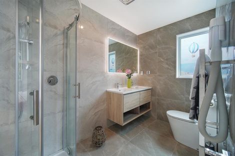 Photo of property in 116 Keri Vista Rise, Papakura, 2110