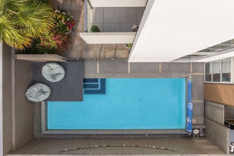 Photo of property in 19 Kilmore Street, Christchurch Central, Christchurch, 8013