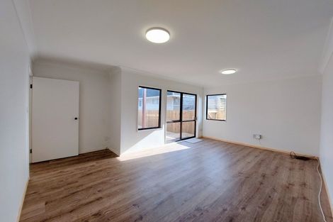 Photo of property in 1/262 Bucklands Beach Road, Bucklands Beach, Auckland, 2012