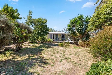 Photo of property in 13 Beach Street, Tangimoana, 4822