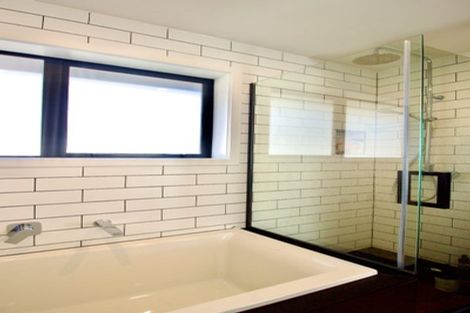 Photo of property in 1/18 Sydney Street, Hauraki, Auckland, 0622