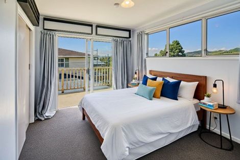 Photo of property in 17 Rembrandt Avenue, Tawa, Wellington, 5028