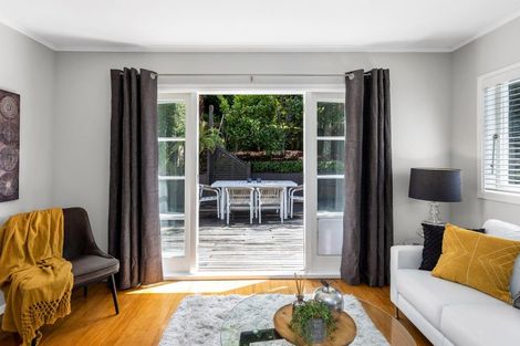 Photo of property in 17 Larchwood Avenue, Westmere, Auckland, 1022