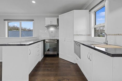 Photo of property in 77a Sherwood Street, Bellevue, Tauranga, 3110