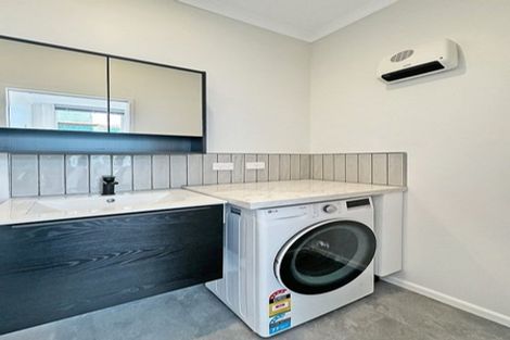 Photo of property in 120 Austin Street, Mount Victoria, Wellington, 6011