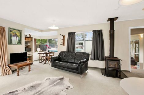 Photo of property in 69 Abbotsford Road, Waipawa, 4210