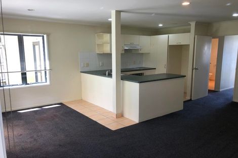 Photo of property in 17 Blumhardt Place, Avondale, Auckland, 1026