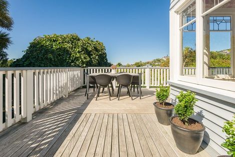 Photo of property in 7 Hackthorne Road, Cashmere, Christchurch, 8022