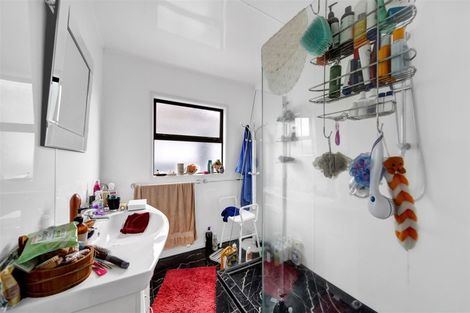 Photo of property in 30 Caledonia Street, Hawera, 4610