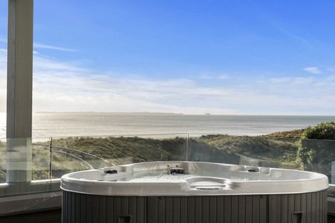 Photo of property in 357b Oceanbeach Road, Mount Maunganui, 3116