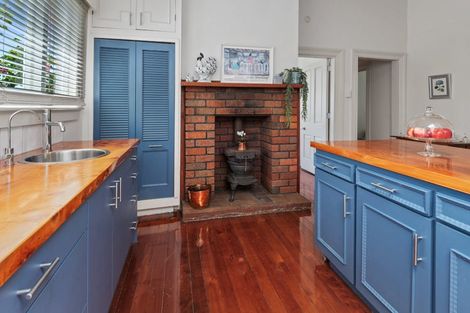 Photo of property in 128 Beach Road, Onerahi, Whangarei, 0110