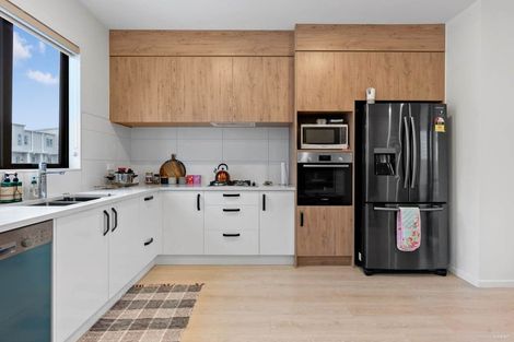 Photo of property in 28 Tumu Road, Papakura, 2110