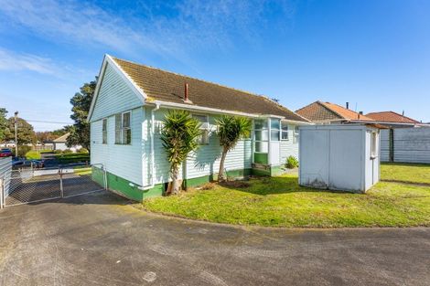 Photo of property in 80 Harper Street, Gonville, Whanganui, 4501