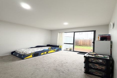 Photo of property in 33 Waka Street, Albany Heights, Auckland, 0632