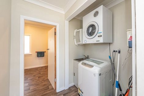 Photo of property in 17 Spier Street, Aramoho, Whanganui, 4500