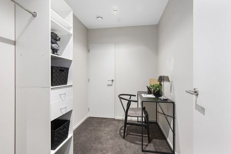 Photo of property in Patent 326 Apartments, 207s/326 Evans Bay Parade, Hataitai, Wellington, 6021