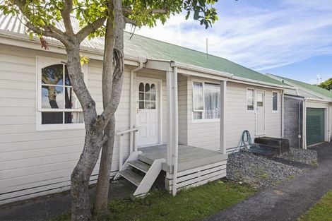 Photo of property in 90 Eatwell Avenue, Paraparaumu Beach, Paraparaumu, 5032