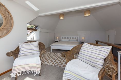 Photo of property in 84 Ames Street, Paekakariki, 5034