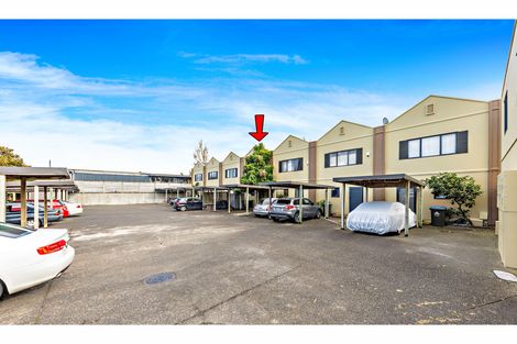 Photo of property in 5s Dryden Place, Mount Wellington, Auckland, 1051