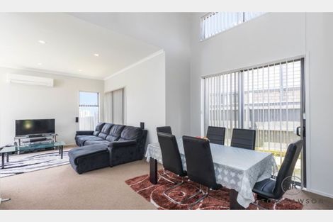 Photo of property in 13 Hirimate Place, Flat Bush, Auckland, 2019