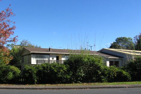 Photo of property in 1/94 Kaurilands Road, Titirangi, Auckland, 0602