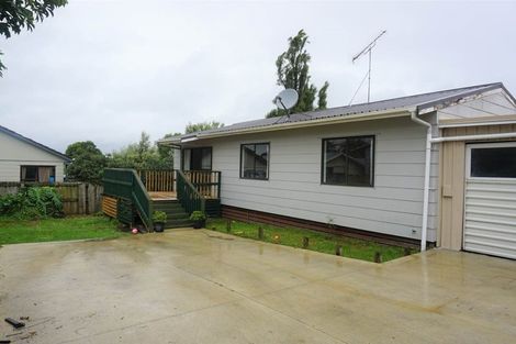 Photo of property in 2/46 Shifnal Drive, Randwick Park, Auckland, 2105