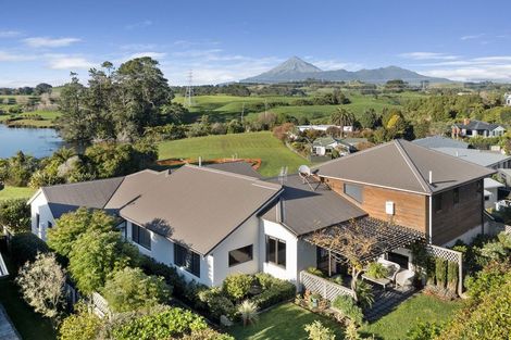 Photo of property in 4 Kororako Grove, Whalers Gate, New Plymouth, 4310