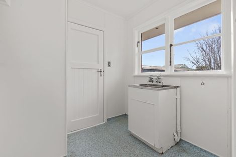 Photo of property in 61 Liverpool Street, Levin, 5510