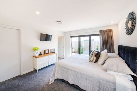 Photo of property in 36 Freedom Drive, Kelvin Grove, Palmerston North, 4414