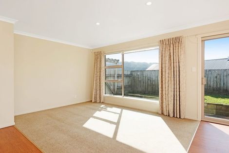 Photo of property in 99 Bing Lucas Drive, Tawa, Wellington, 5028