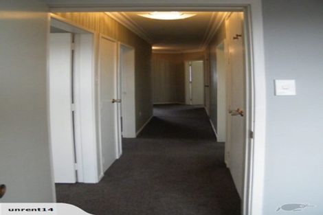 Photo of property in 21 Sutherland Crescent, Westbrook, Palmerston North, 4412