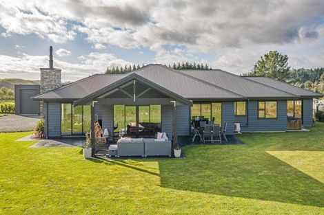 Photo of property in 208 Potts Road, Koputaroa, Levin, 5571