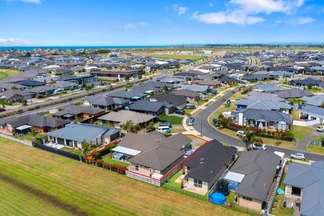 Photo of property in 30 Cupples Street, Papamoa Beach, Papamoa, 3118