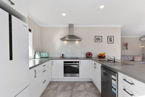 Photo of property in 1 Penetaka Heights, Pyes Pa, Tauranga, 3112