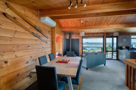 Photo of property in 106 Wakeman Road, Acacia Bay, Taupo, 3330