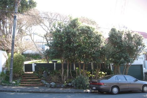 Photo of property in 7 Homewood Crescent, Karori, Wellington, 6012
