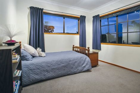 Photo of property in 9 Bannings Way, Hobsonville, Auckland, 0618