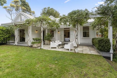 Photo of property in 8 Green Lane East, Remuera, Auckland, 1050