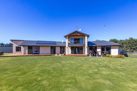 Photo of property in 120 Glews Road, Cust, Rangiora, 7471