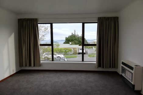 Photo of property in 17 Cypress Drive, Maungaraki, Lower Hutt, 5010