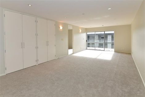 Photo of property in 315/252 Centreway Road, Orewa, 0931