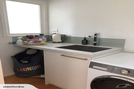 Photo of property in 46 Taupo Street, Green Bay, Auckland, 0604